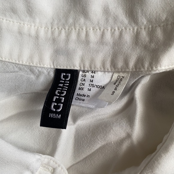 H&M Button Up Crop Top - Picture 3 of 4